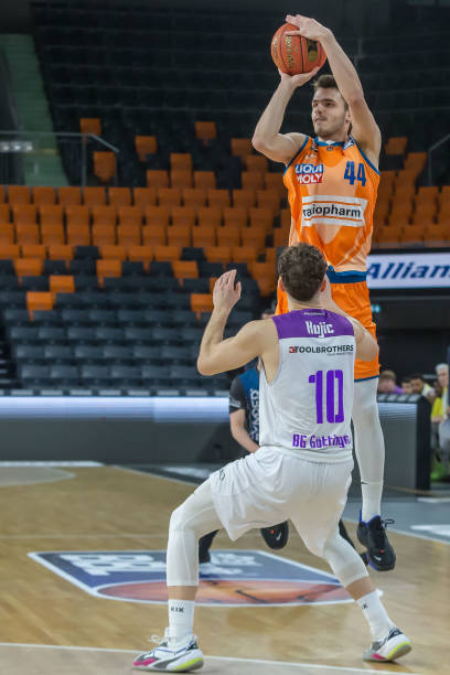 期的顶级中 期的顶级中