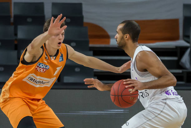 在比赛中曾 在比赛中曾