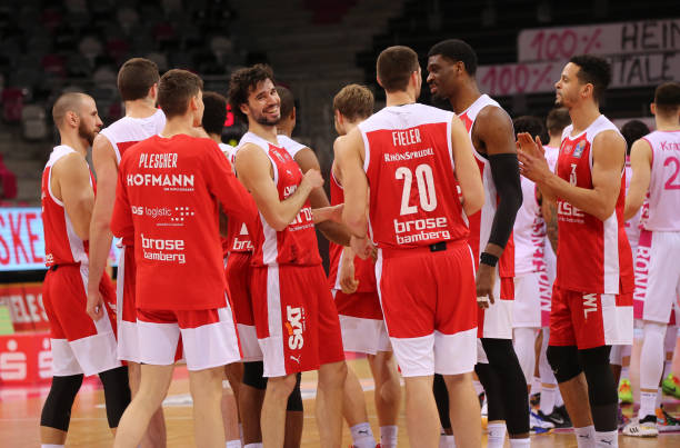 于他们将老 于他们将老